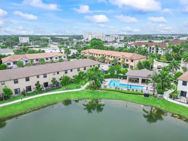 $495,000 | 5429 Northwest 27th Court, Margate, FL 33063