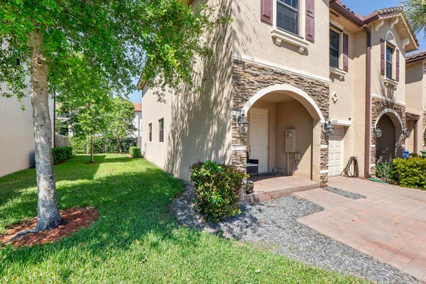 $495,000 | 5429 Northwest 27th Court, Margate, FL 33063