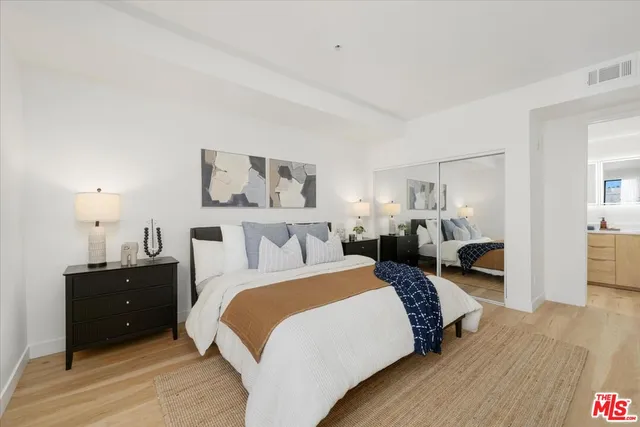 $765,000 | 625 South Berendo Street, Unit 212, Los Angeles, CA 90005