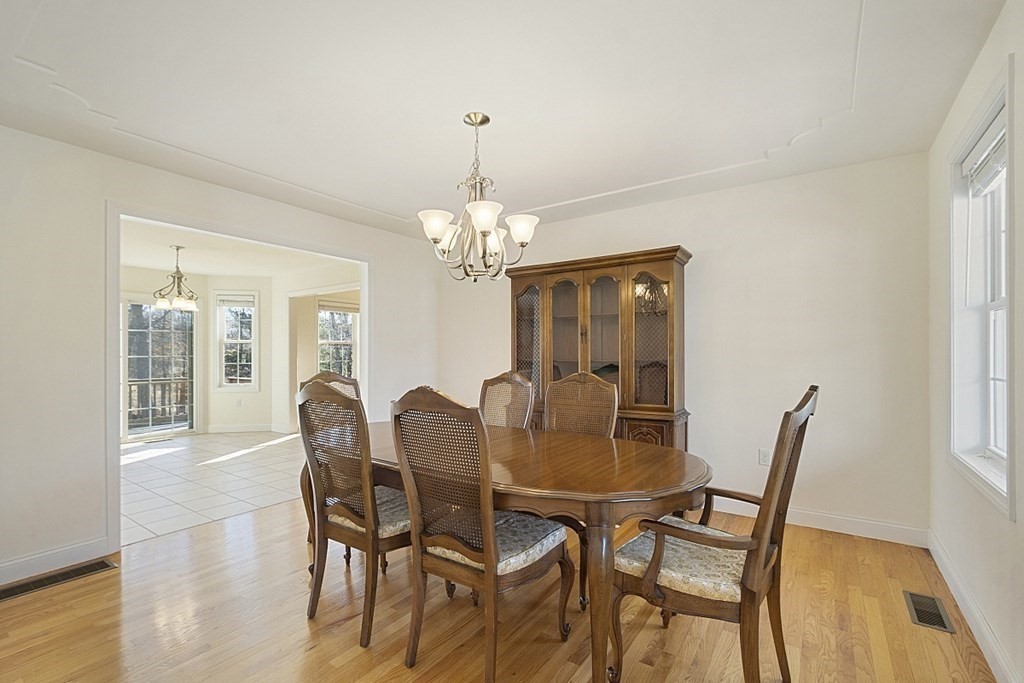 76 Cart Path Road Dracut, MA 01826 - Photo 8 of 40 Gallery Image 8