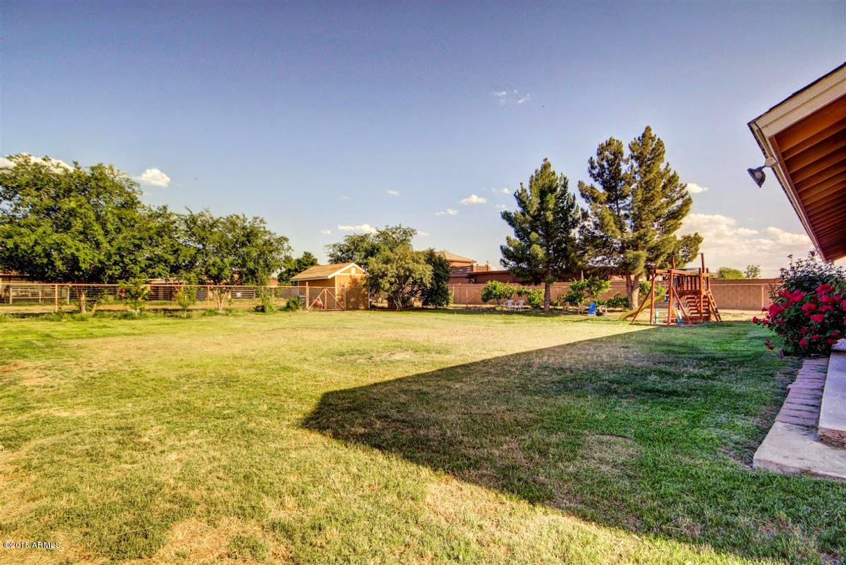 5171 South Greenfield Road Gilbert, AZ 85298 - Photo 12 of 48 12 - Mature Trees