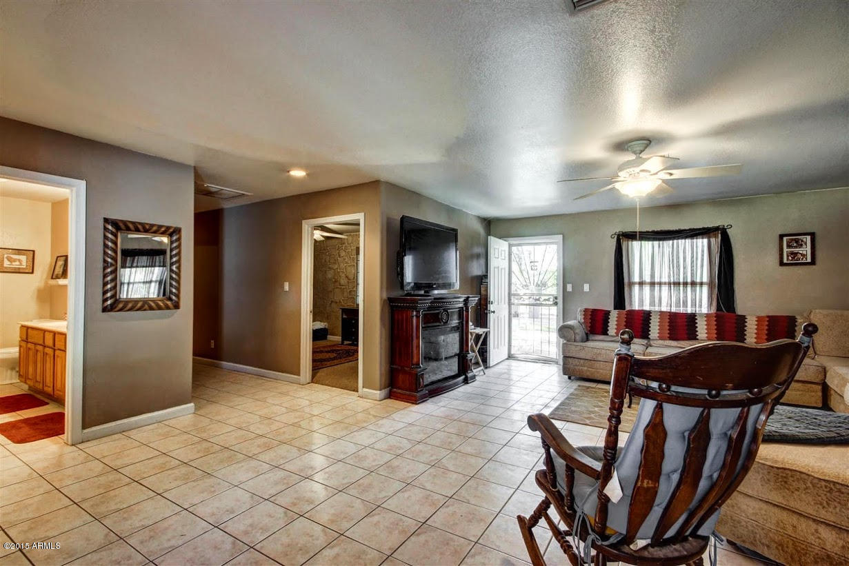 5171 South Greenfield Road Gilbert, AZ 85298 - Photo 23 of 48 27 - Tiled Floor In all the right places