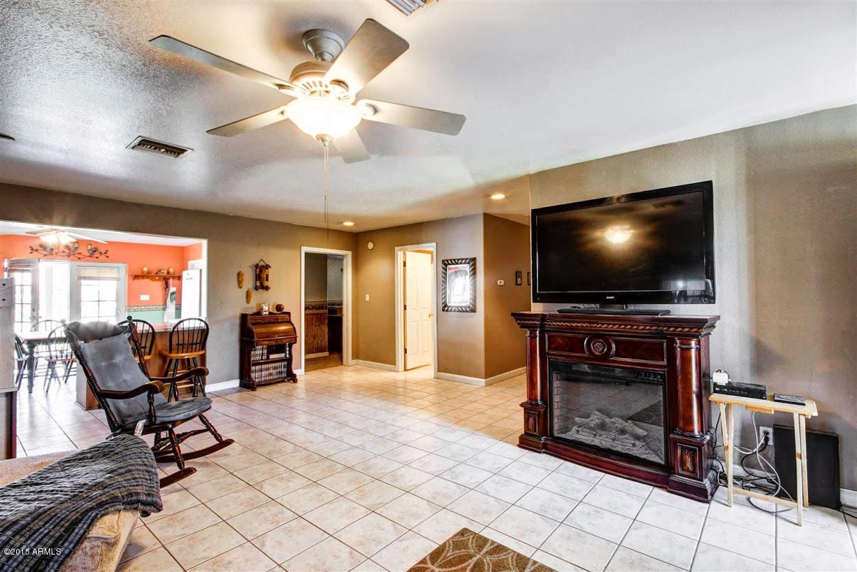 5171 South Greenfield Road Gilbert, AZ 85298 - Photo 48 of 48 28 - Very Open Floor plan