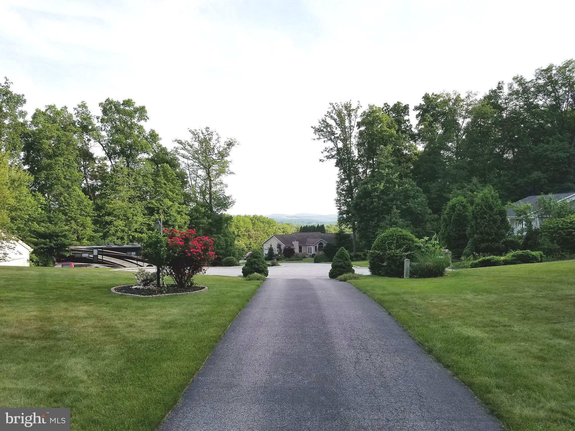 3019 Lexus Drive Spring Grove, PA 17362 - Photo 6 of 39 Driveway