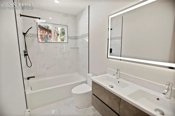 $575,000 | 117 Rabbil Creek Drive, Florissant, CO 80816