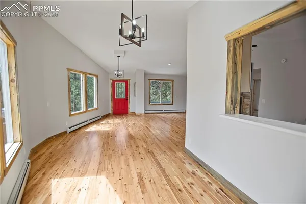 $575,000 | 117 Rabbil Creek Drive, Florissant, CO 80816