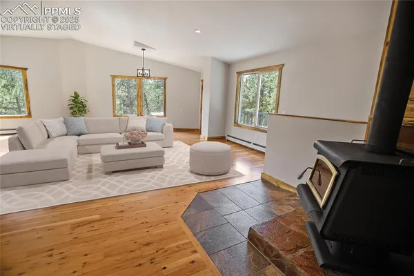 $575,000 | 117 Rabbil Creek Drive, Florissant, CO 80816