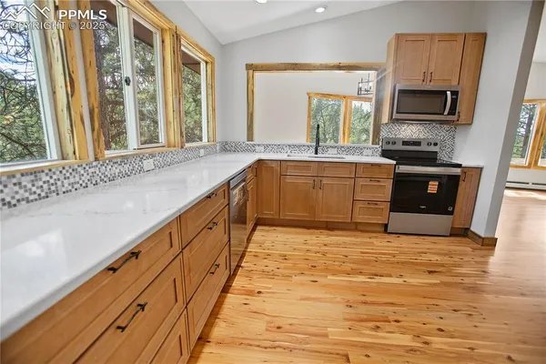 $575,000 | 117 Rabbil Creek Drive, Florissant, CO 80816