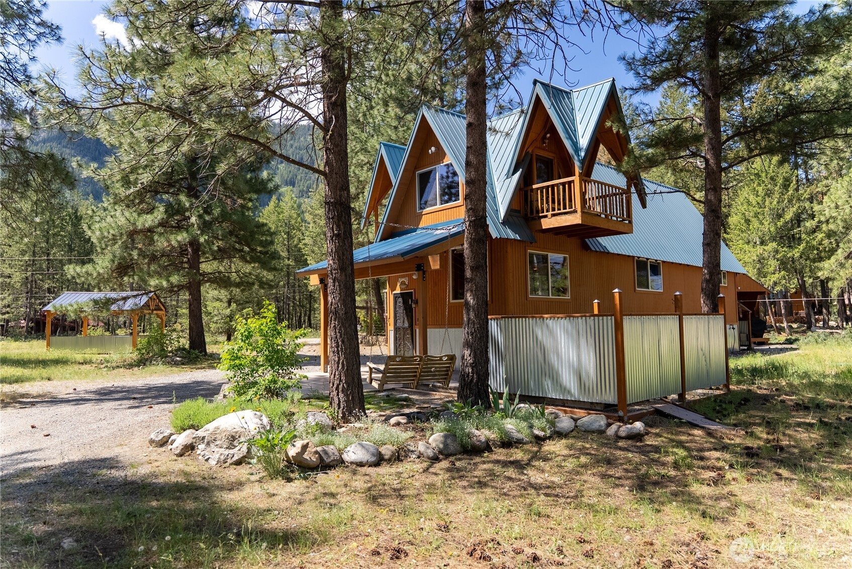 11 Littell Road Mazama, WA 98833 - Photo 3 of 40