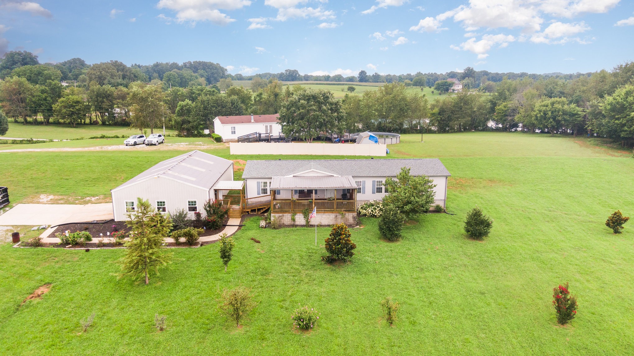 4075 Woodard Road Springfield, TN 37172 - Photo 1 of 30 a view of a lake with a yard