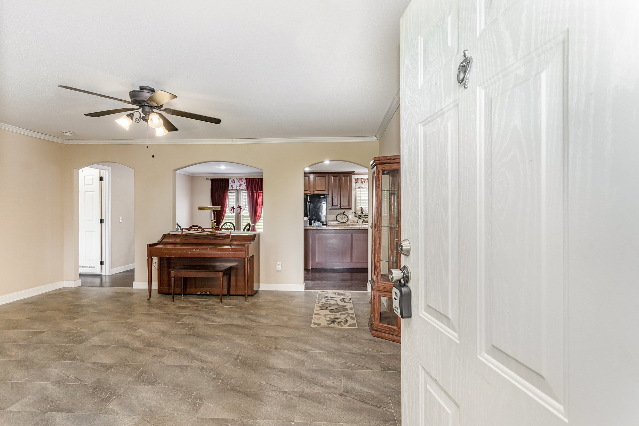 4075 Woodard Road Springfield, TN 37172 - Photo 5 of 30 a living room with furniture and a piano