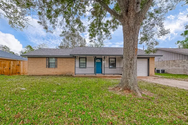 $1,650 | 3615 Needville Avenue, Needville, TX 77461