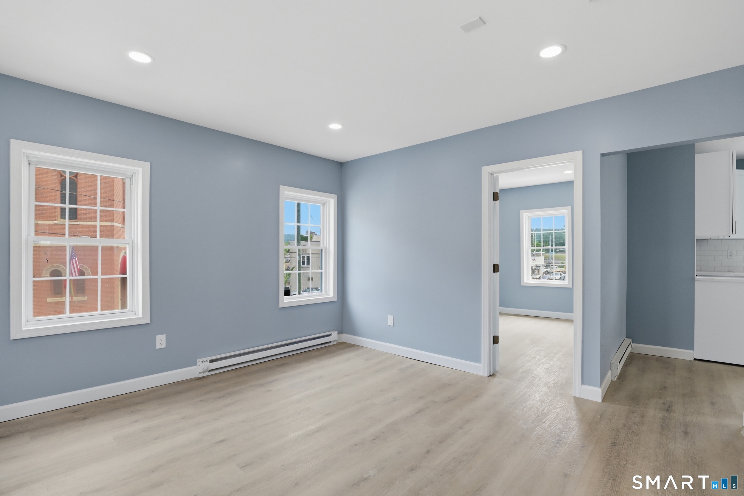 33 Congress Avenue Waterbury, CT 06708 - Photo 12 of 29