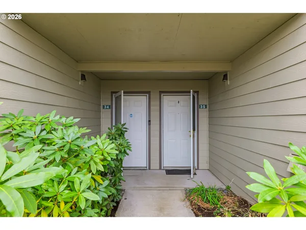 $200,000 | 20905 Fawn Court, Unit 34, West Linn, OR 97068
