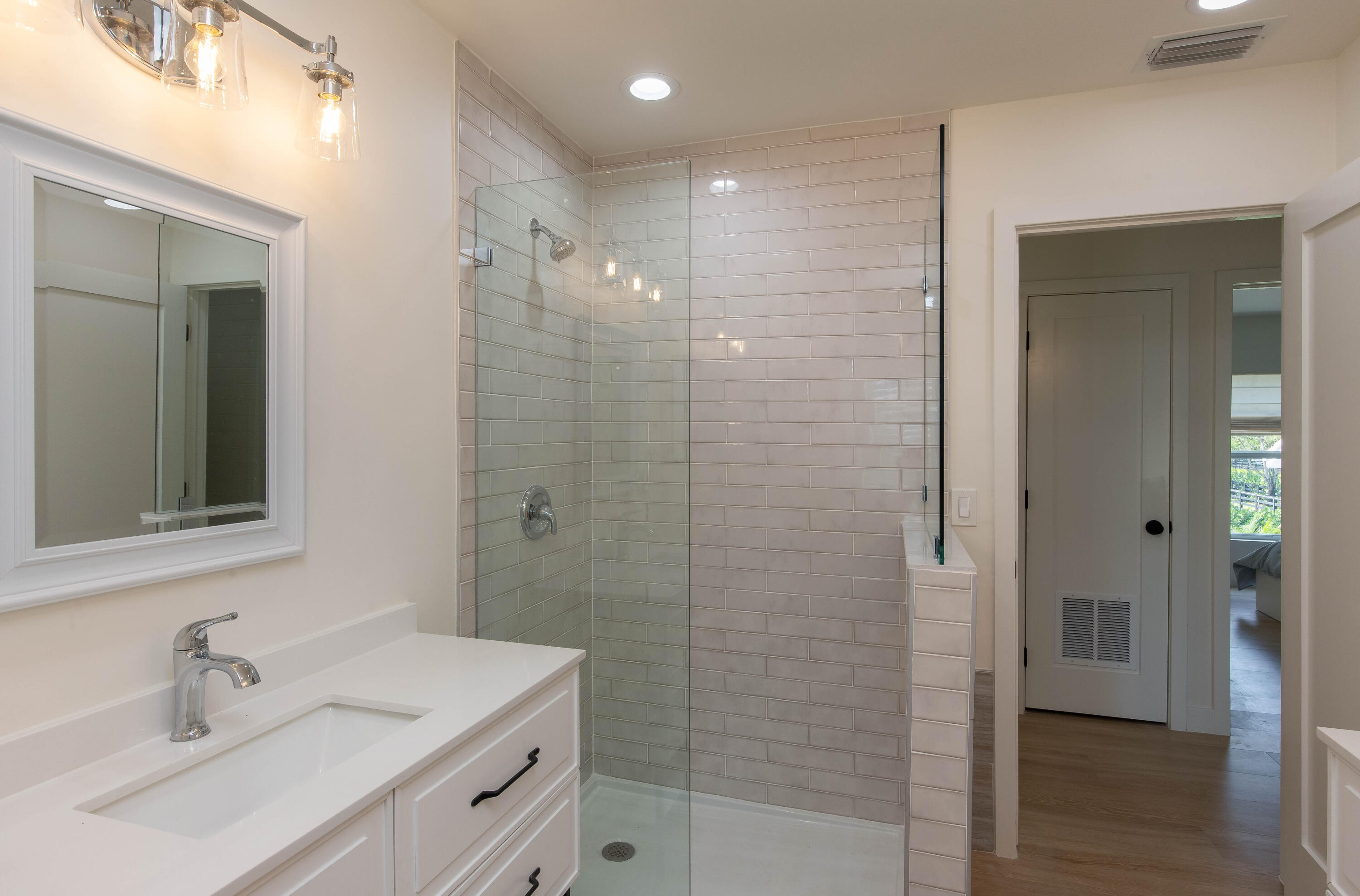 13250 Southfields Road Wellington, FL 33414 - Photo 14 of 72 4/3/1 Bathroom 1 of 3