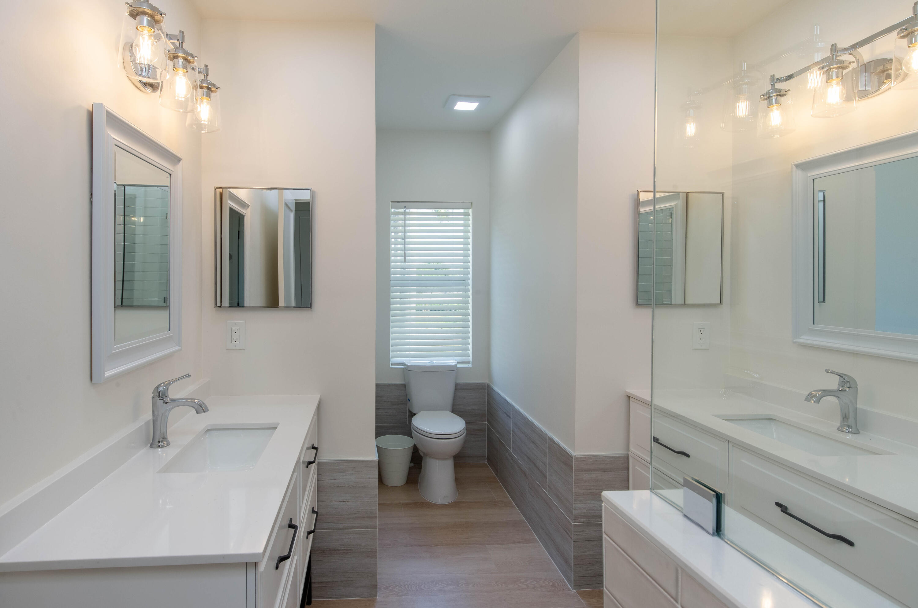 13250 Southfields Road Wellington, FL 33414 - Photo 15 of 72 4/3/1 Bathroom 1 of 3
