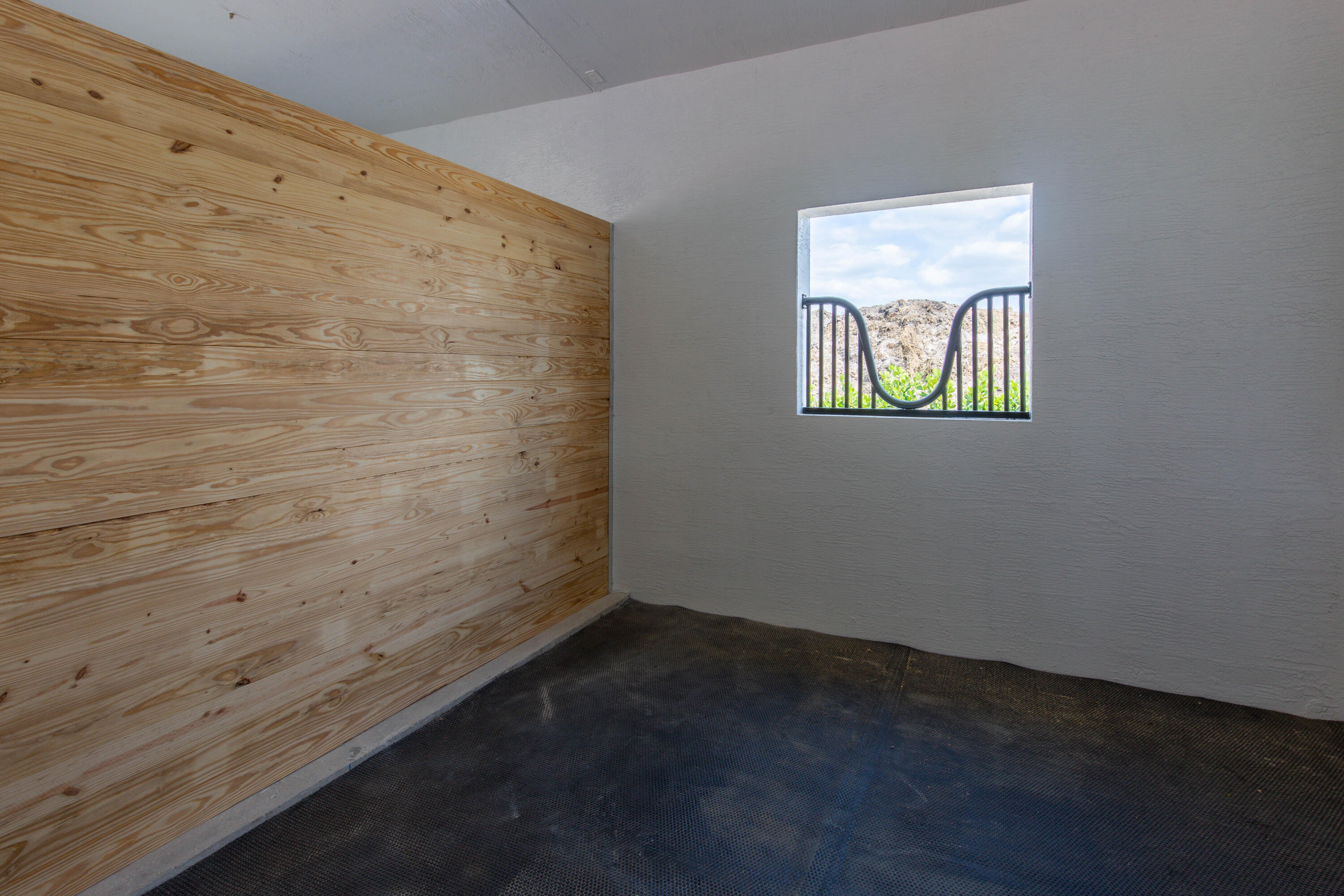 13250 Southfields Road Wellington, FL 33414 - Photo 33 of 72 8 Rubber Matted Stalls