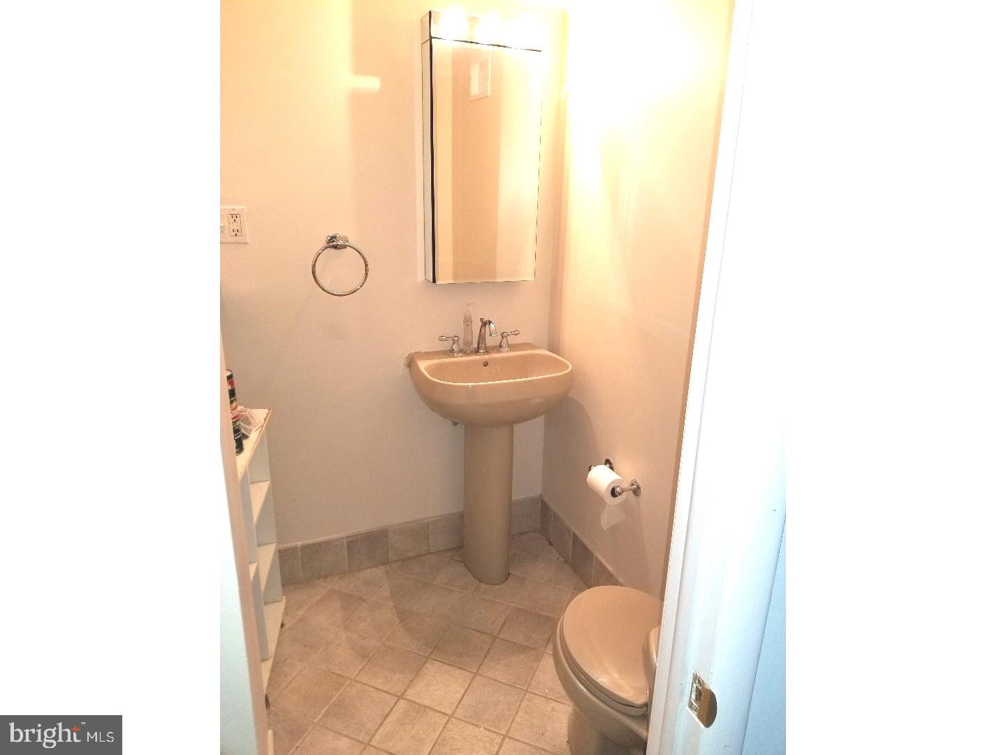 4235 Greenmount Road Philadelphia, PA 19154 - Photo 11 of 20 Gallery Image 11