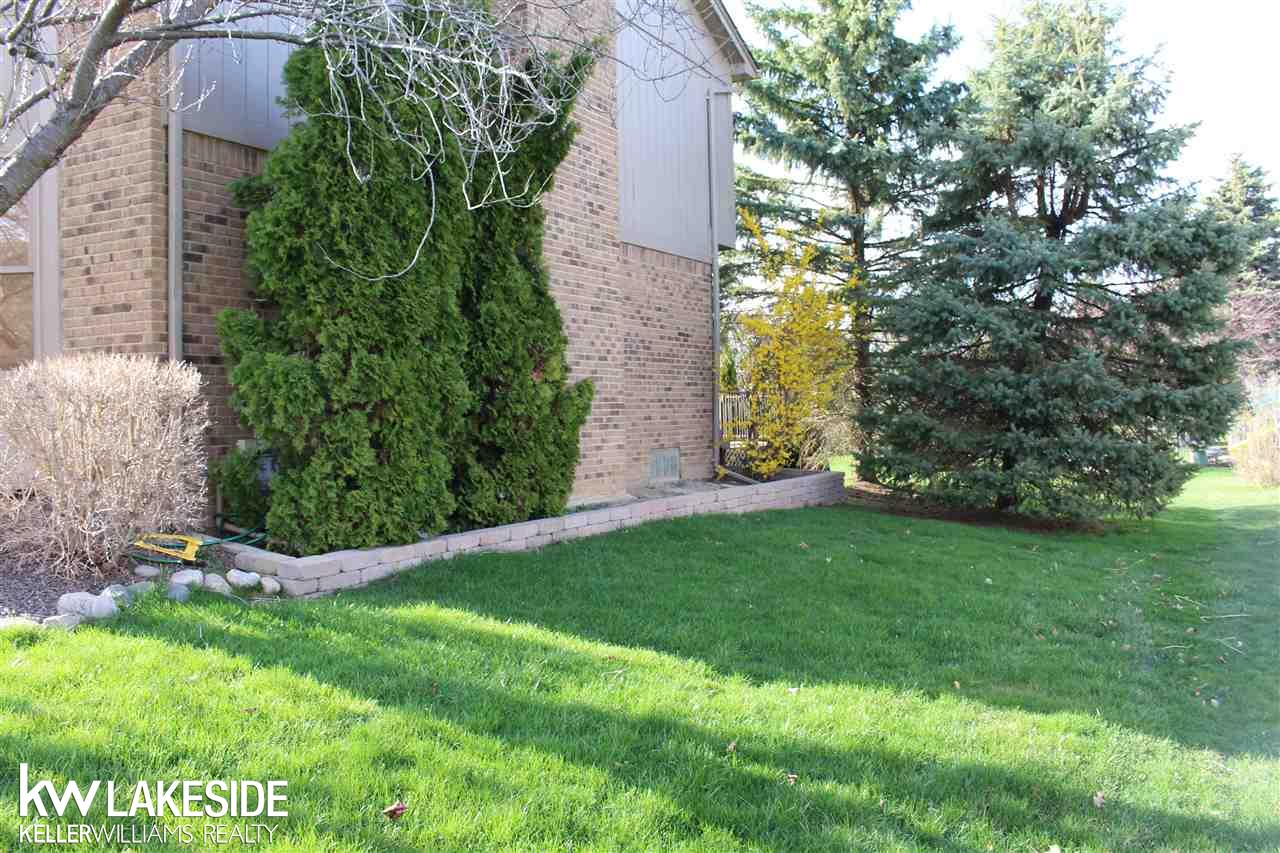 1388 Hathaway Rising Rochester Hills, MI 48306 - Photo 22 of 25