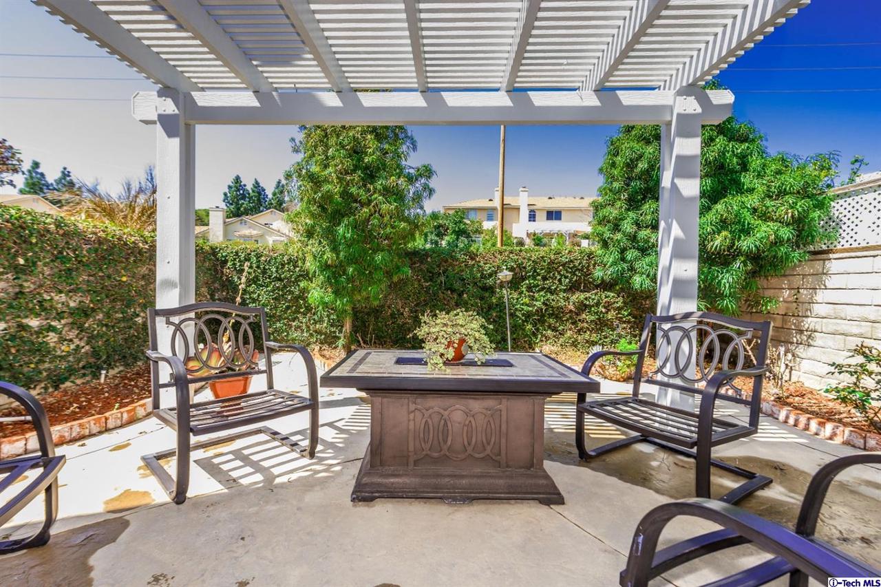 28133 Seco Canyon Road, Unit 37 Saugus, CA 91390 - Photo 14 of 23