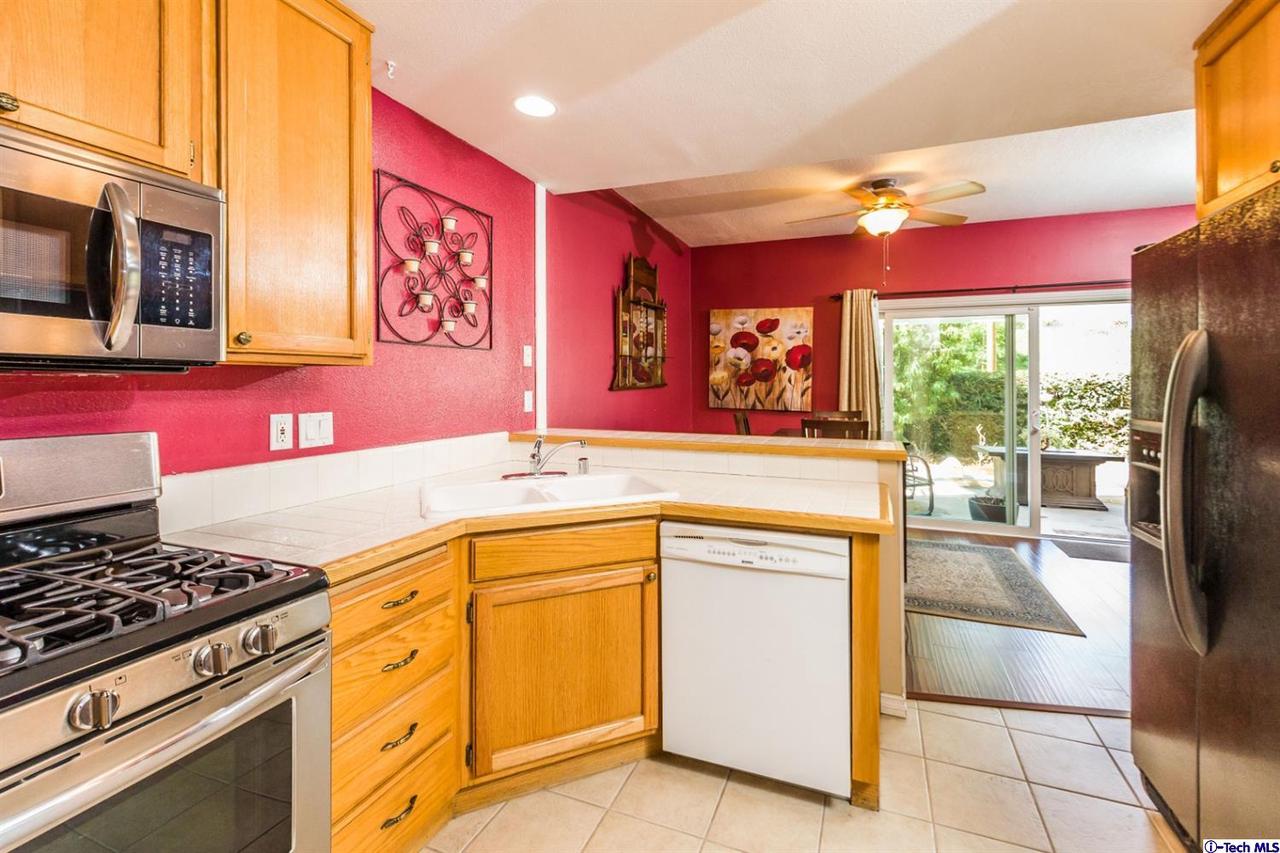 28133 Seco Canyon Road, Unit 37 Saugus, CA 91390 - Photo 8 of 23