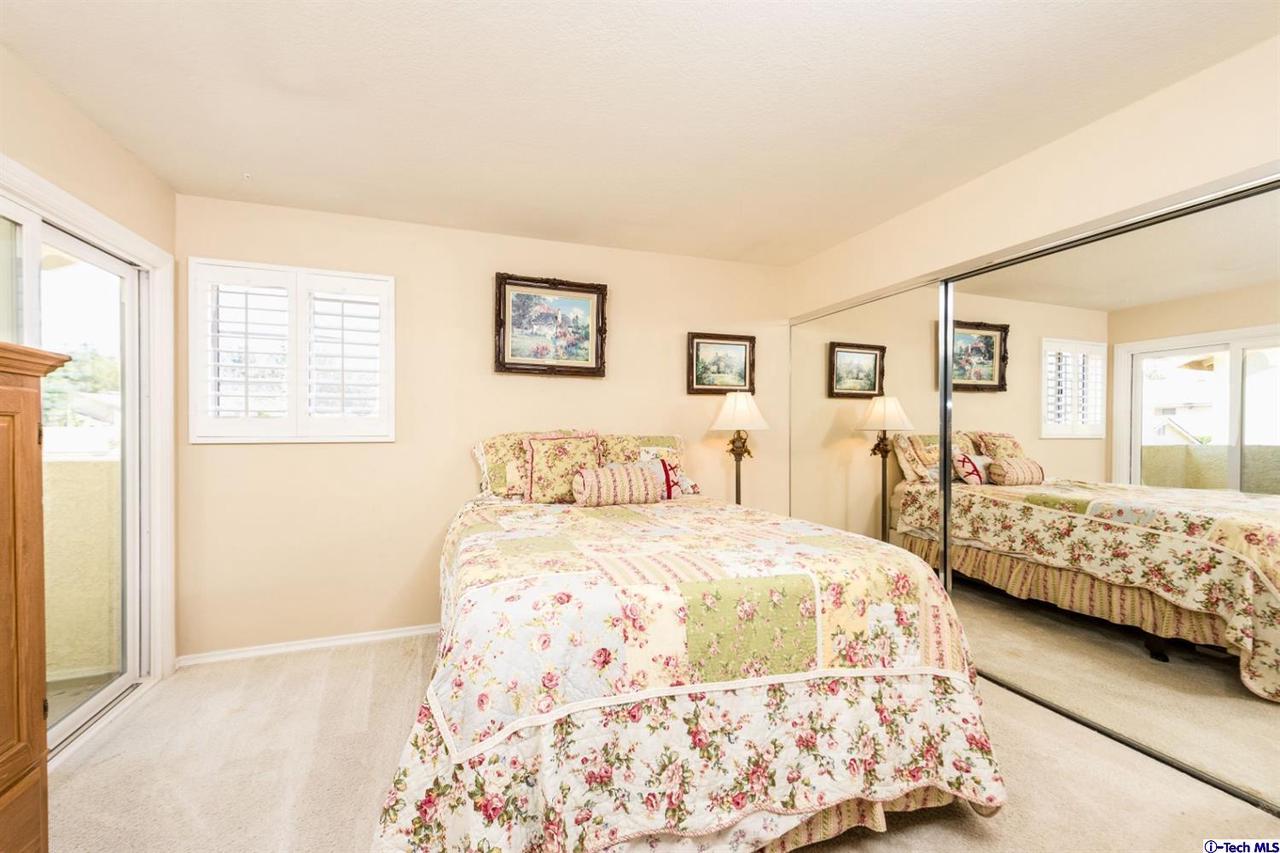 28133 Seco Canyon Road, Unit 37 Saugus, CA 91390 - Photo 10 of 23