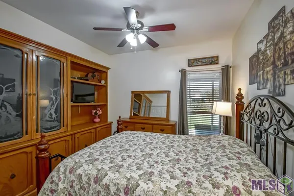 $294,900 | 35987 Wilmington Avenue, Denham Springs, LA 70706