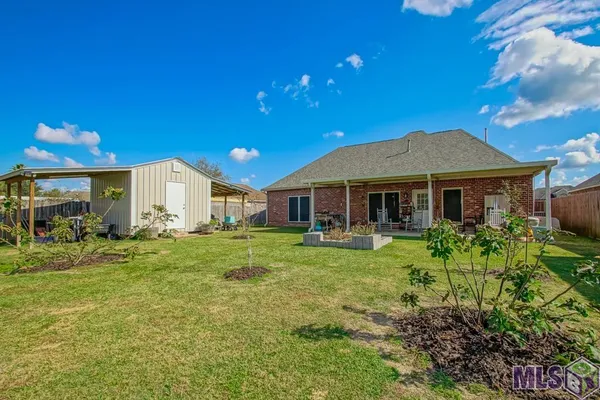 $294,900 | 35987 Wilmington Avenue, Denham Springs, LA 70706