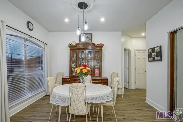 $294,900 | 35987 Wilmington Avenue, Denham Springs, LA 70706