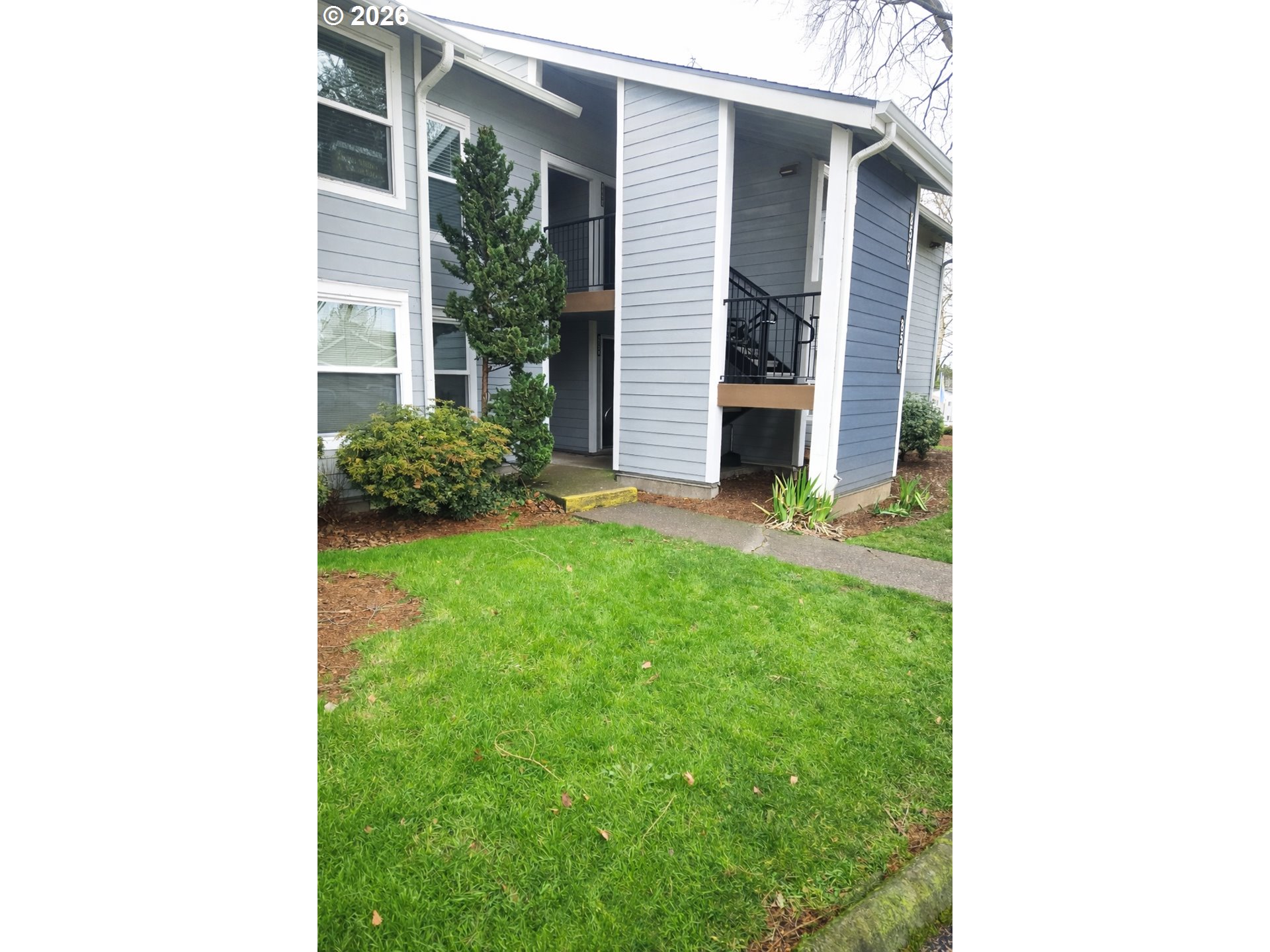 8506 Southwest Mohawk Street Tualatin, OR 97062 - Photo 3 of 33 Exterior