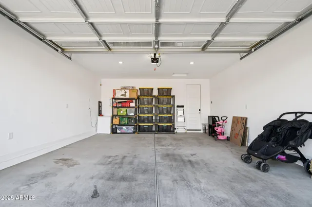 $649,900 | 2333 East Meadowview Drive, Gilbert, AZ 85298