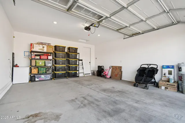 $649,900 | 2333 East Meadowview Drive, Gilbert, AZ 85298