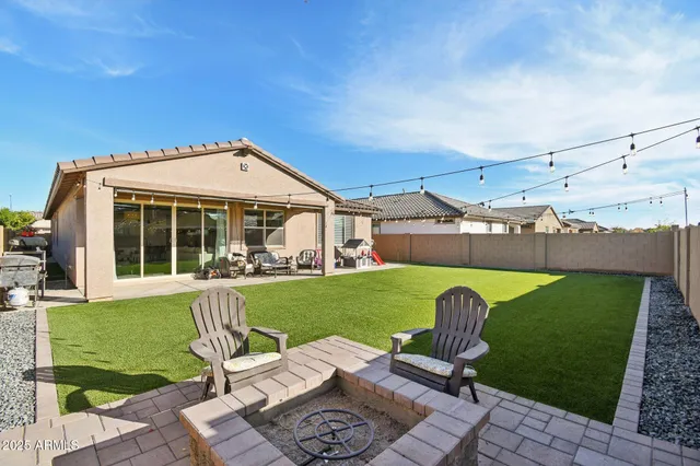 $649,900 | 2333 East Meadowview Drive, Gilbert, AZ 85298