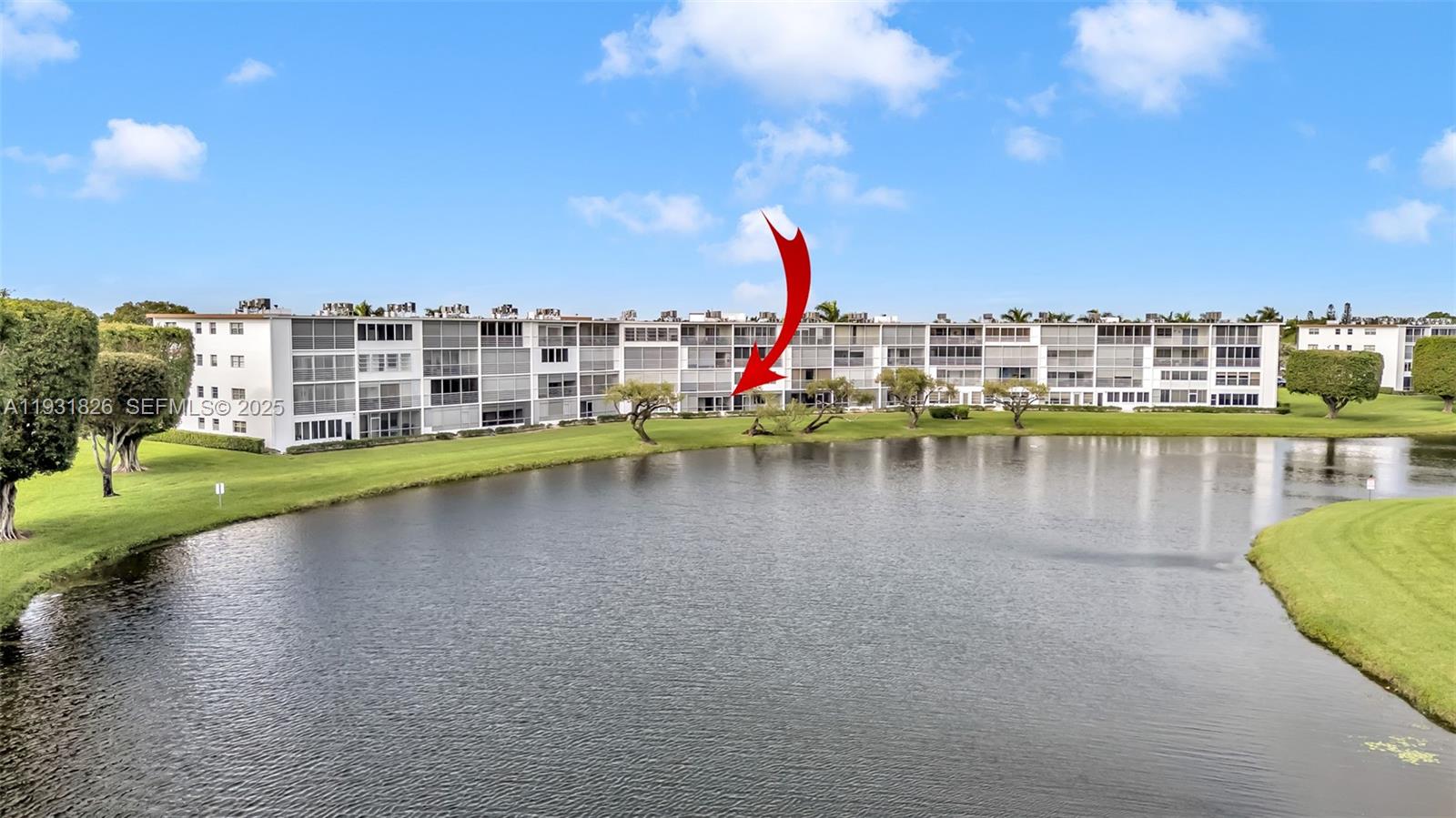 1009 Guildford East, Unit 1009 Boca Raton, FL 33434 - Photo 4 of 36 Gallery Image 4