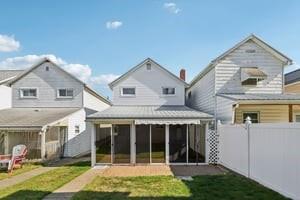 533 A Walnut Street Vandergrift, PA 15690 - Photo 43 of 46 a view of white house