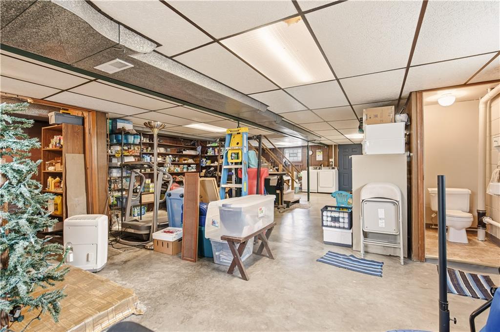 2224 Ridgeview Road Mount Pleasant, PA 15666 - Photo 23 of 30 Gallery Image 23