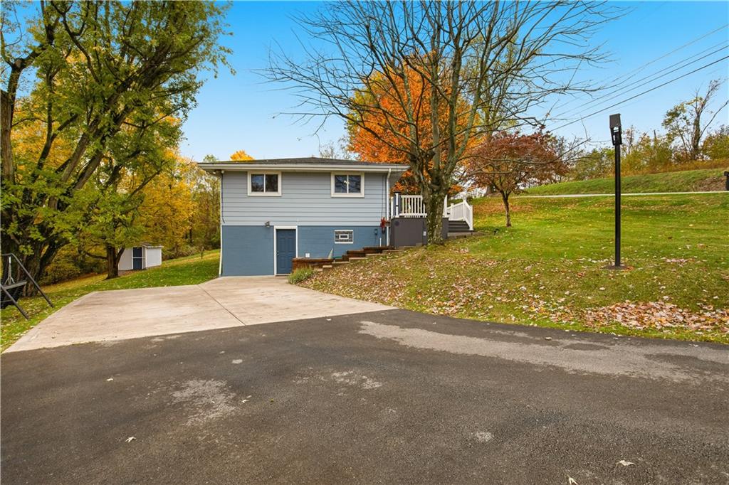 2224 Ridgeview Road Mount Pleasant, PA 15666 - Photo 4 of 30 Gallery Image 4