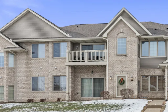 $289,900 | 3306 55th Court, Unit 133, Kenosha, WI 53144