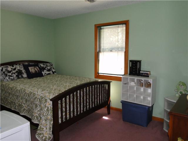 2386 Joe Brown Road Spring Hill, TN 37174 - Photo 9 of 20 South bedroom