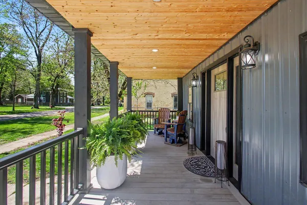 $255,000 | 212 West Cass Street, Bangor, MI 49013