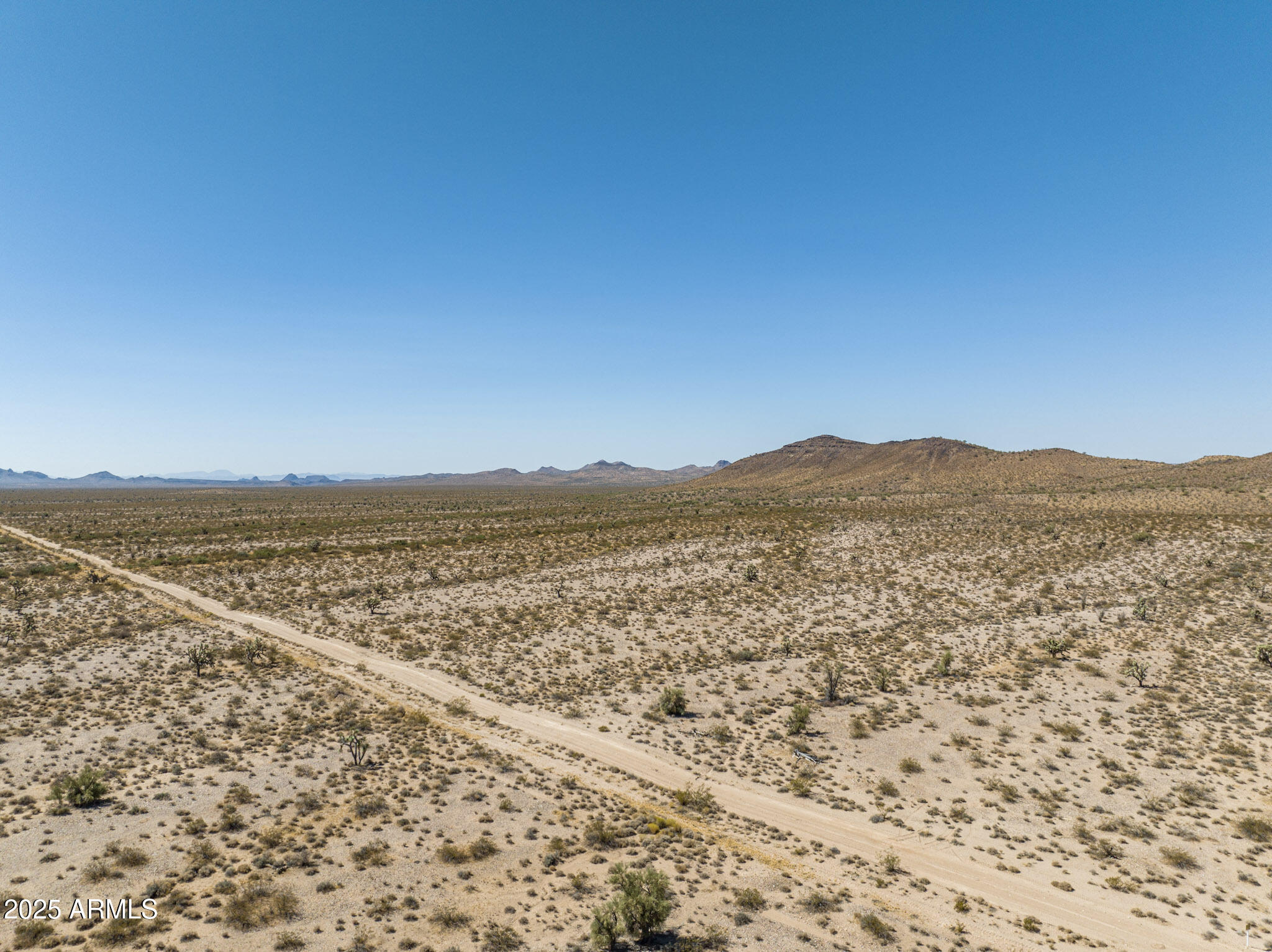 0 Pipeline Rd Lake Yucca, AZ 86438 - Photo 21 of 53 a view of an ocean