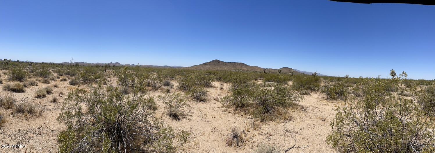 0 Pipeline Rd Lake Yucca, AZ 86438 - Photo 50 of 53 a view of a city