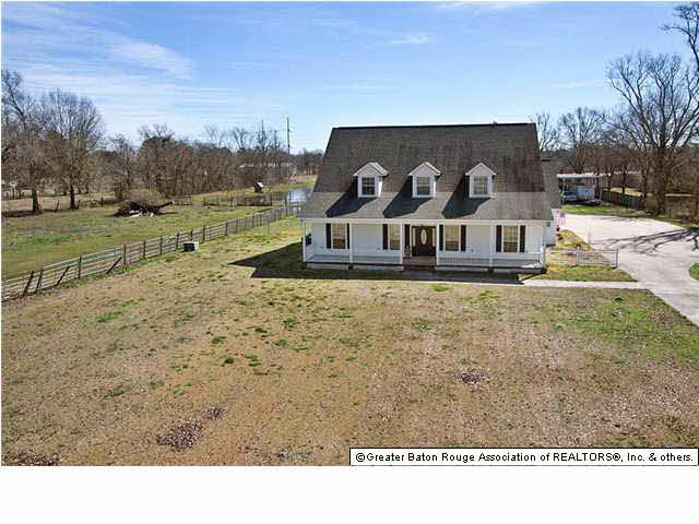 5050 Raymond Labauve Road Brusly, LA 70719 - Photo 1 of 17 Gallery Image 1