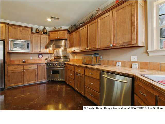 5050 Raymond Labauve Road Brusly, LA 70719 - Photo 7 of 17 Gallery Image 7