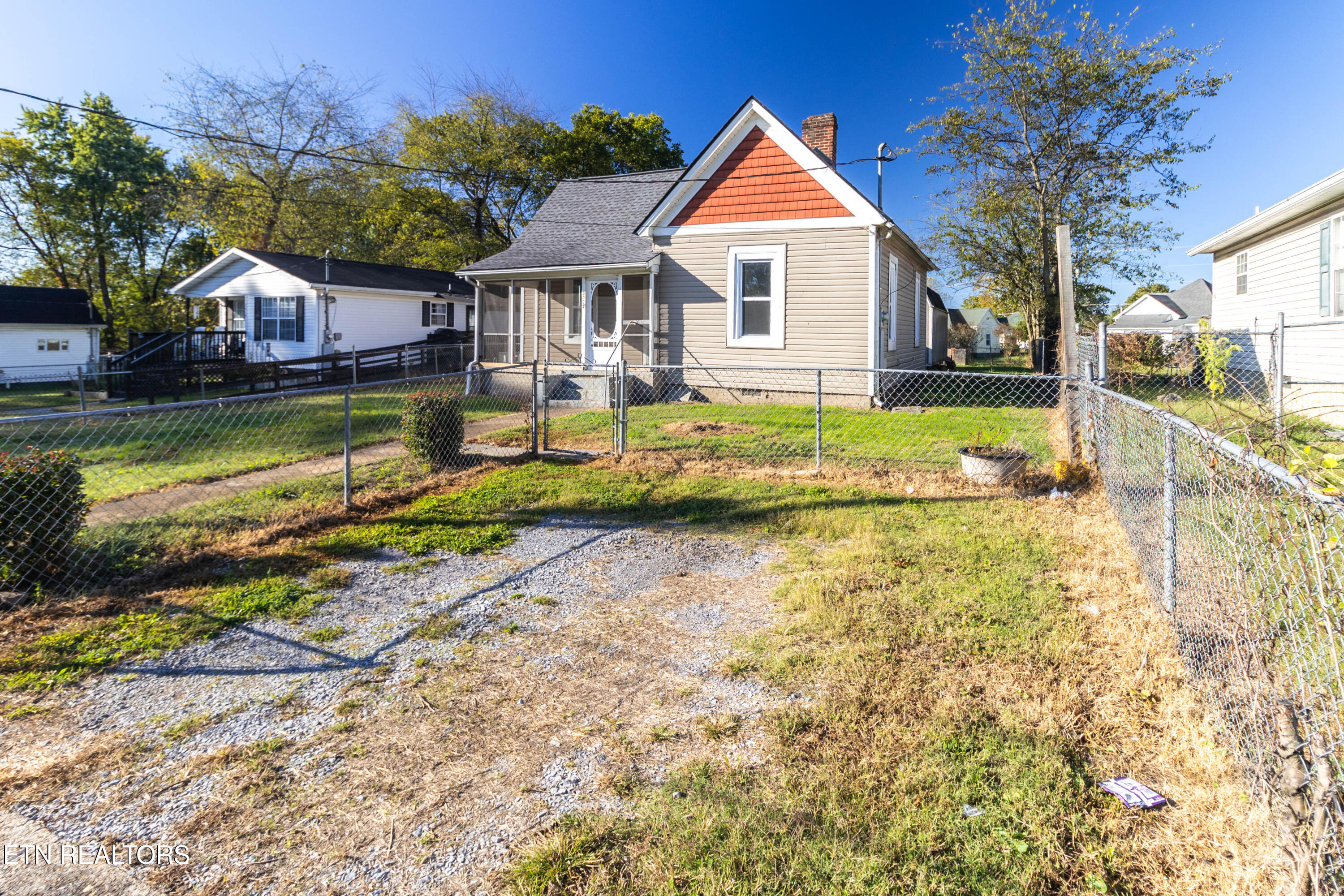 3023 Rector Street Knoxville, TN 37921 - Photo 2 of 32 1U6A5785