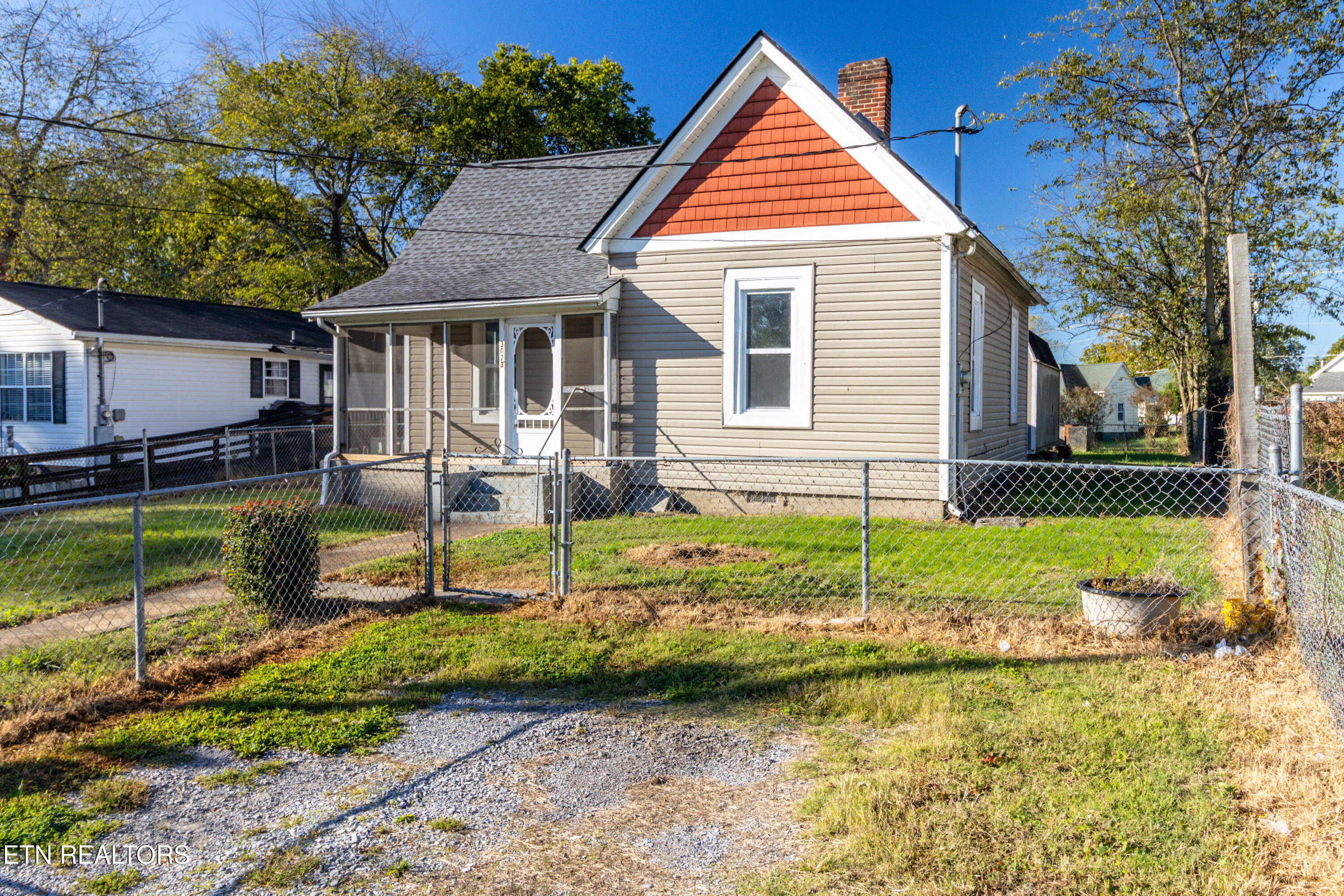 3023 Rector Street Knoxville, TN 37921 - Photo 3 of 32 1U6A5786