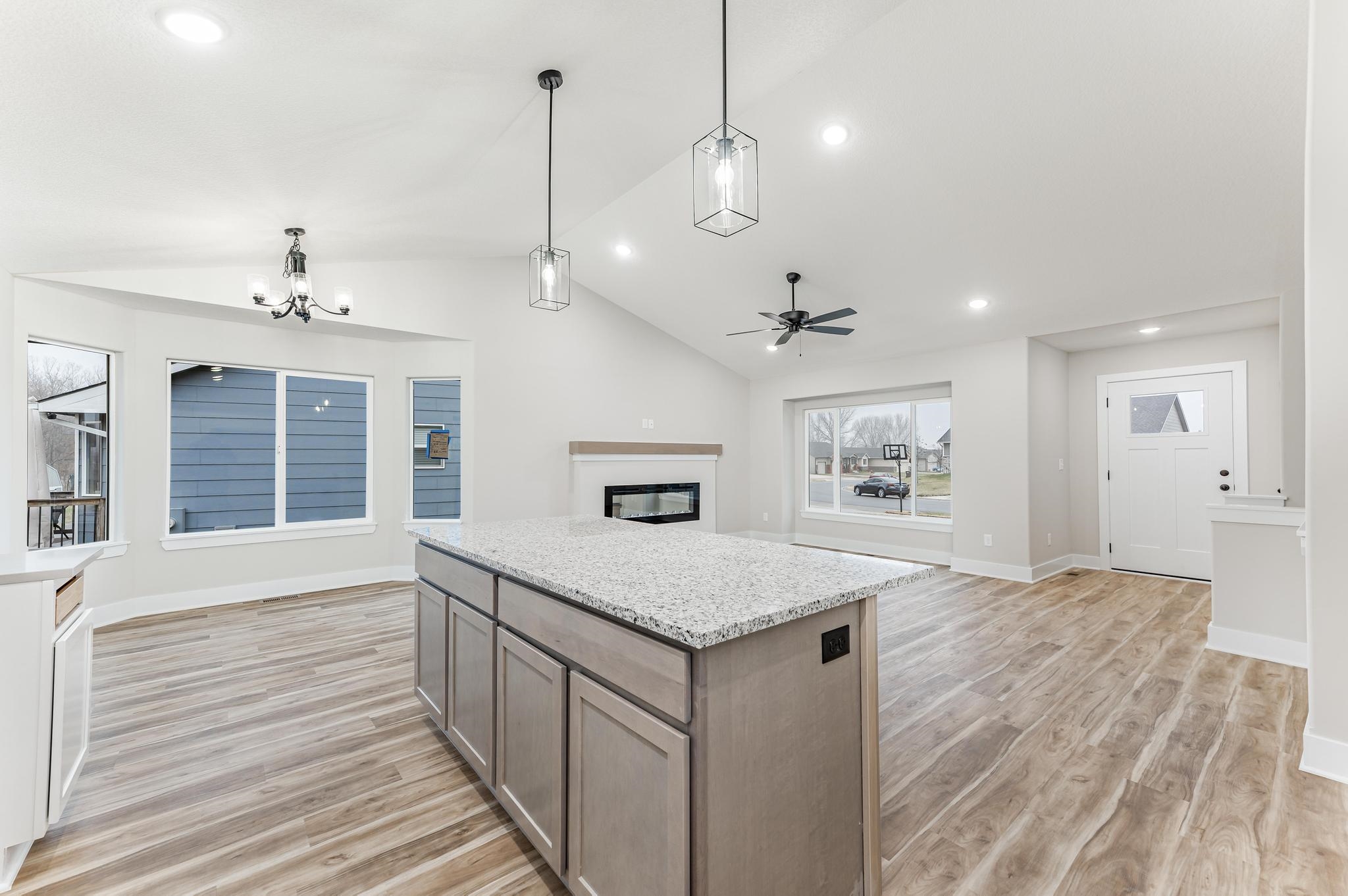 3010 West 43rd Street South Wichita, KS 67217 - Photo 9 of 30