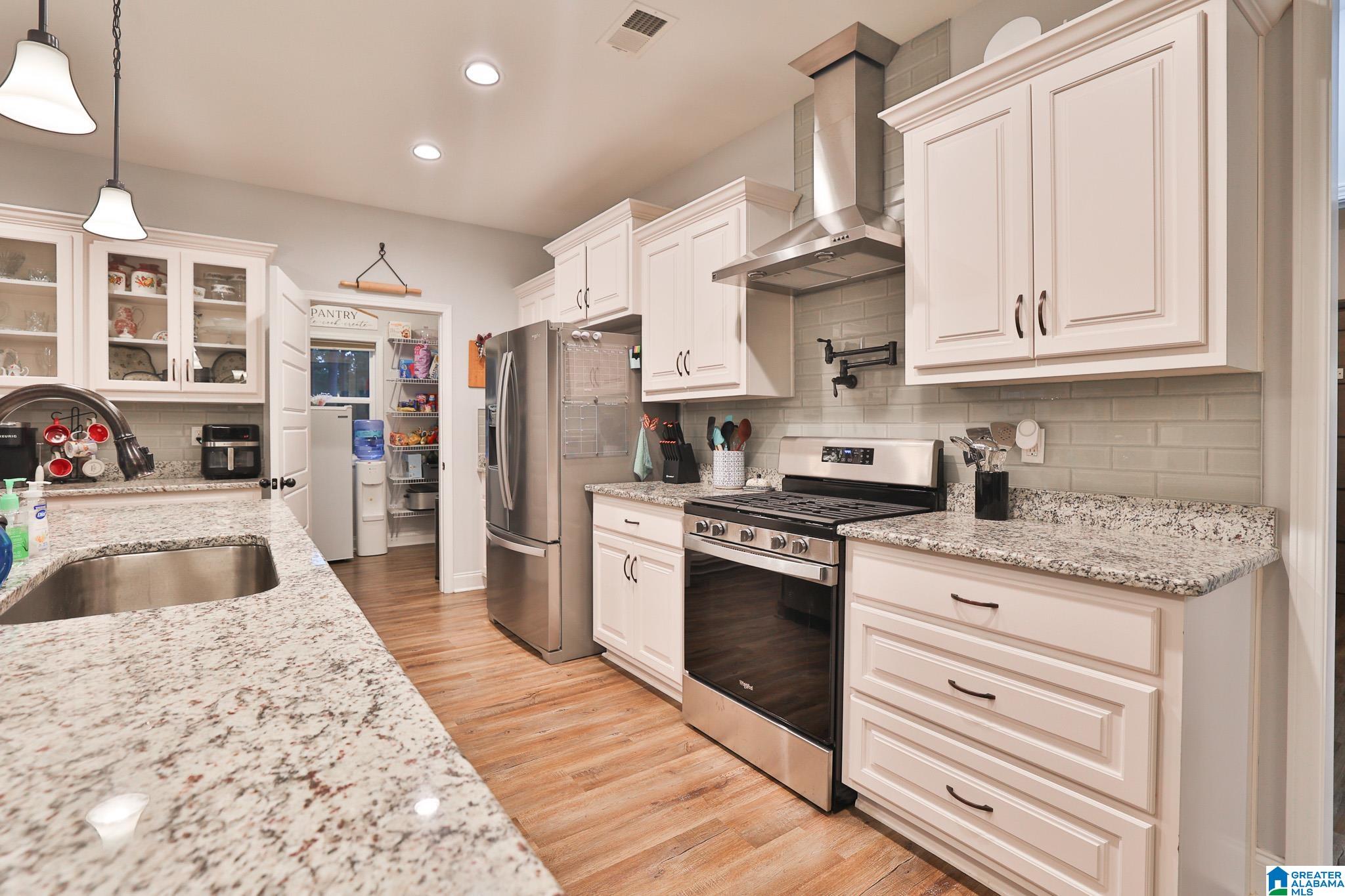 271 Little Pond Road Pell City, AL 35128 - Photo 6 of 86