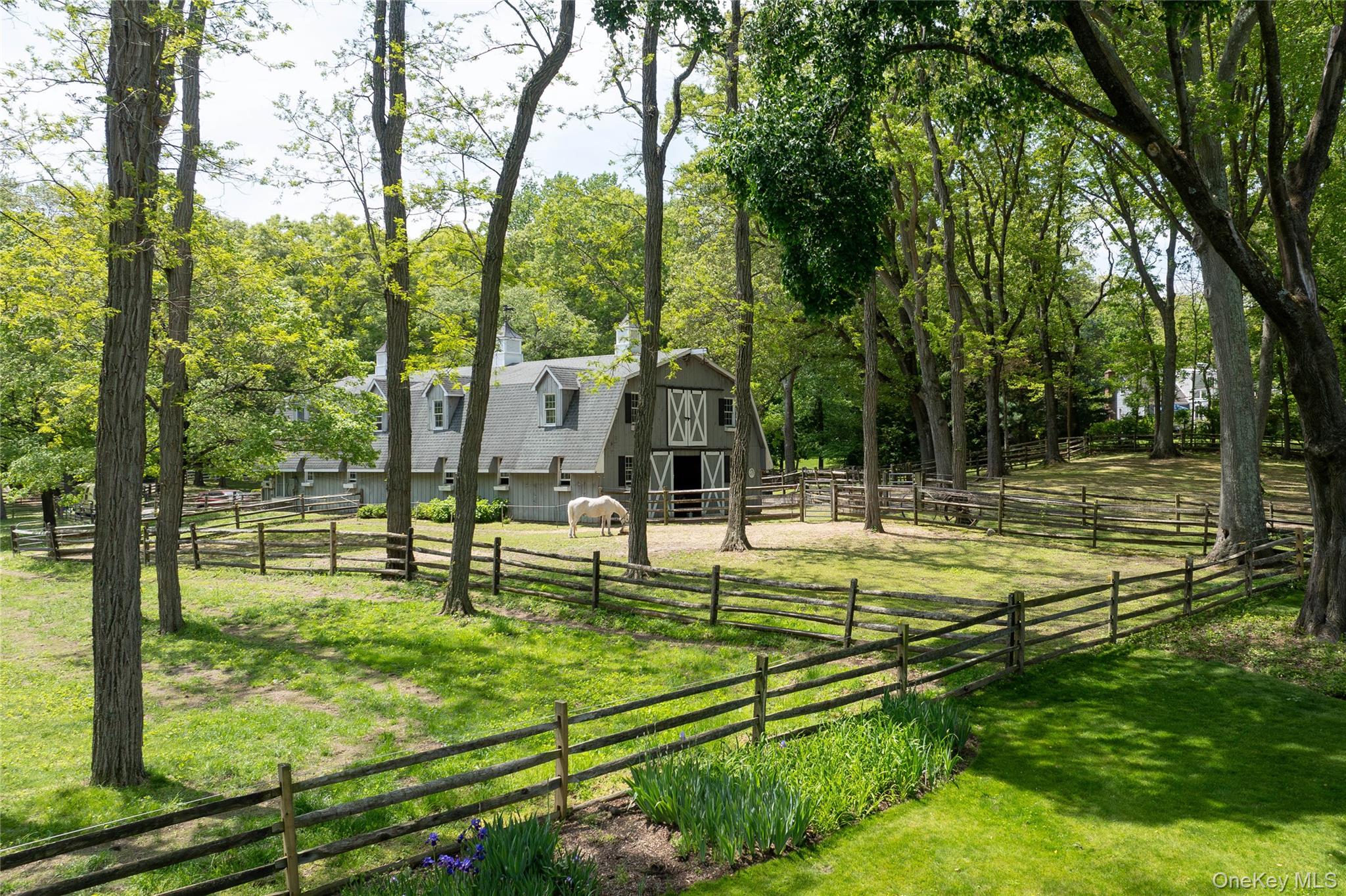 550 Chicken Valley Road Locust Valley, NY 11560 - Photo 13 of 20