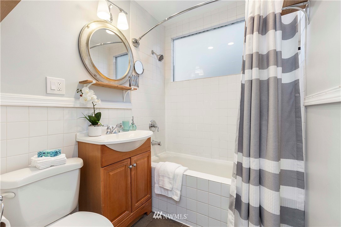 3708 36th Avenue Southwest Seattle, WA 98126 - Photo 16 of 31